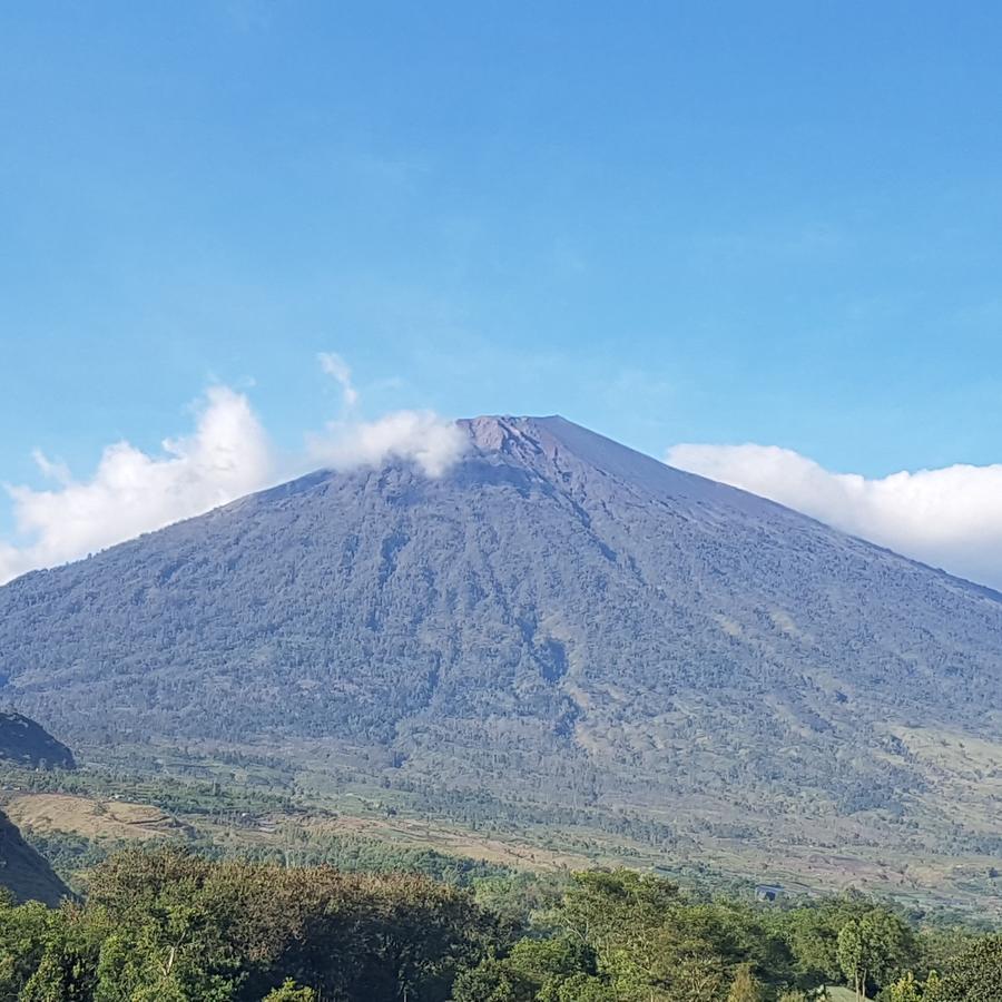 Nusantara Hotel Sembalun Sembalunlawang Exterior foto