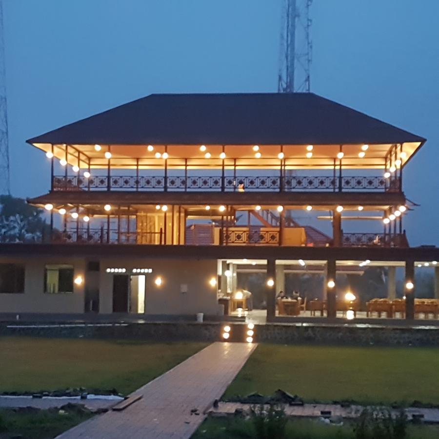 Nusantara Hotel Sembalun Sembalunlawang Exterior foto